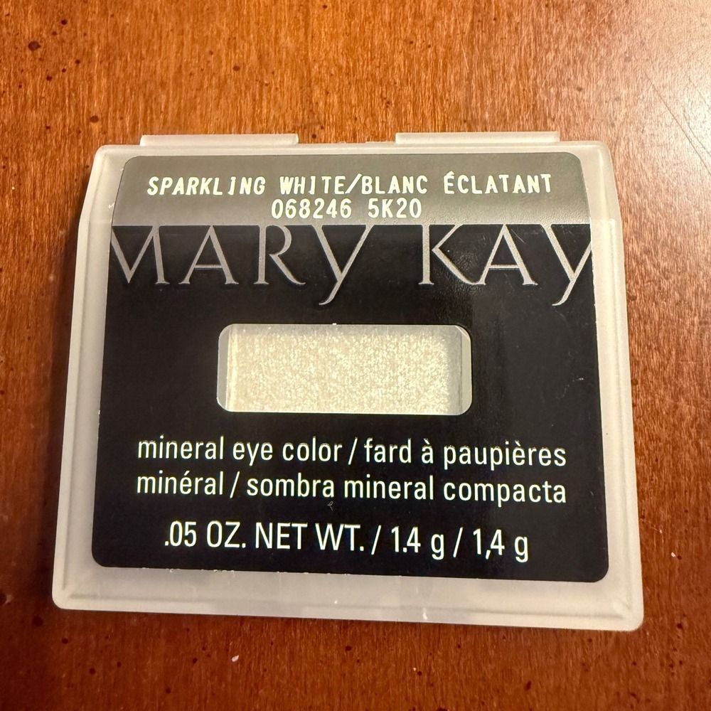 Mary Kay‎ mineral eye shadow color single magnetic case Sparkling White 068246